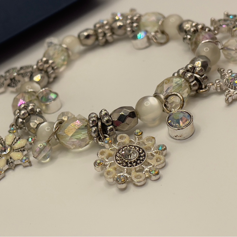 Snowflake Crystal Stretch Bracelet AB Aurora Borealis Rhinestones Linen ❄️💎